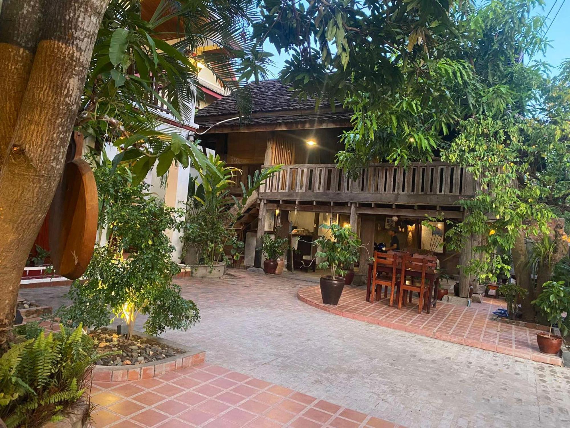 Golden Sun Boutique Hotel Luang Prabang Exterior foto
