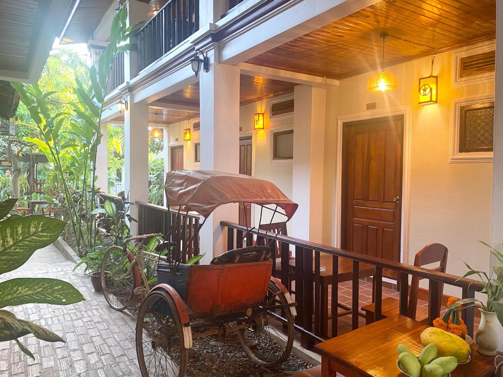 Golden Sun Boutique Hotel Luang Prabang Exterior foto