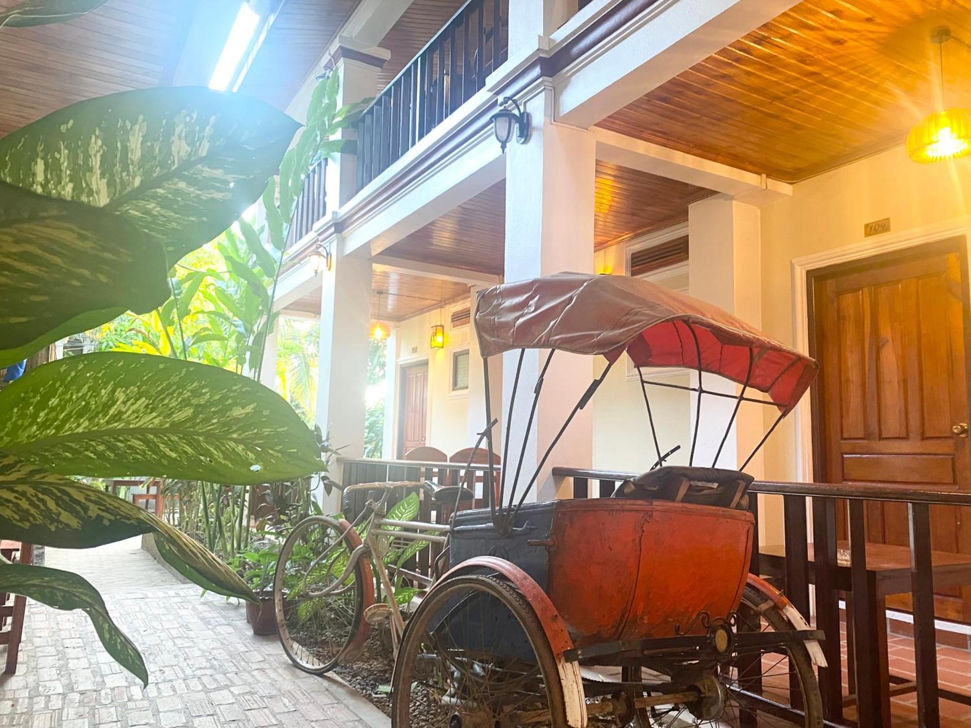 Golden Sun Boutique Hotel Luang Prabang Exterior foto