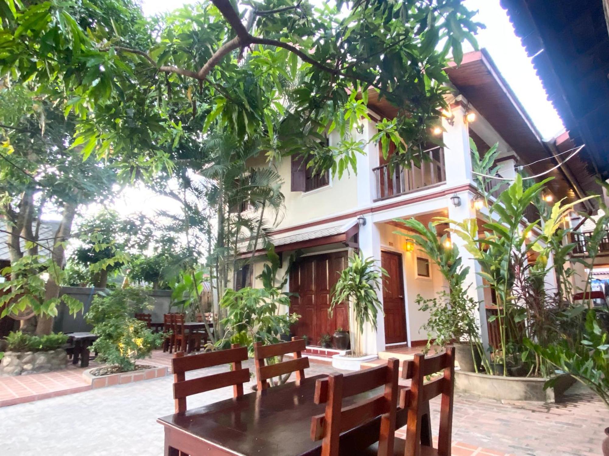 Golden Sun Boutique Hotel Luang Prabang Exterior foto